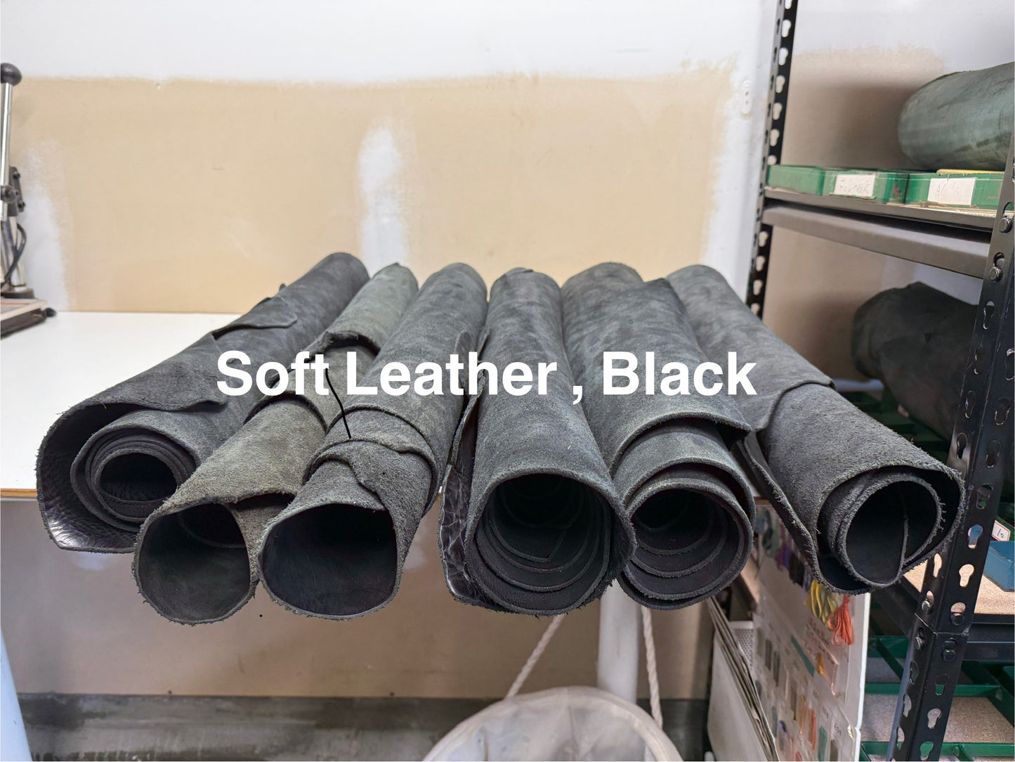 Soft Leather, Vegetable-Tanned Leather,Black