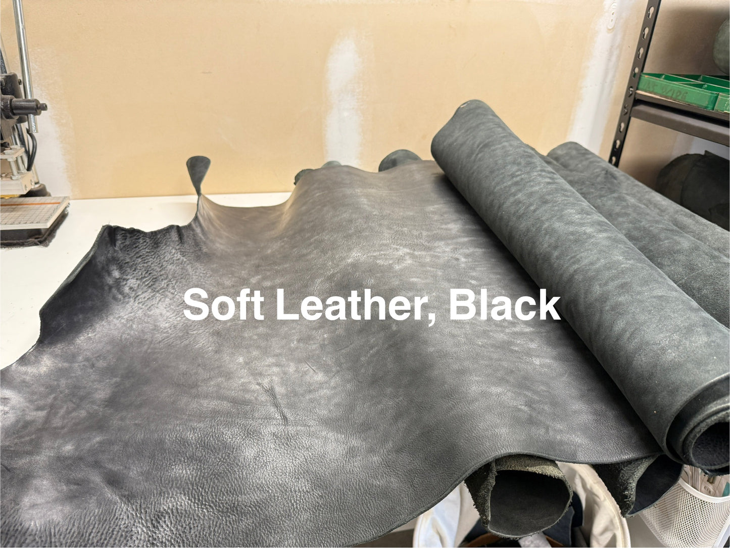 Soft Leather, Vegetable-Tanned Leather,Black