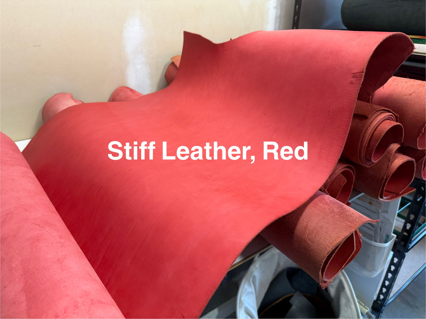 Stiff leather,Vegetable-Tanned Leather,Red