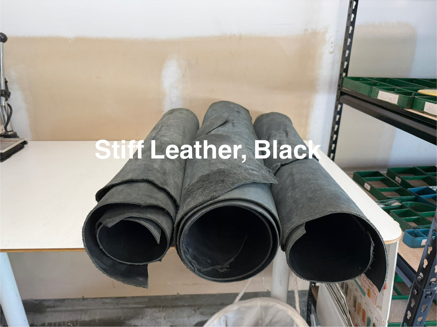 Stiff leather,Vegetable-Tanned Leather,Black