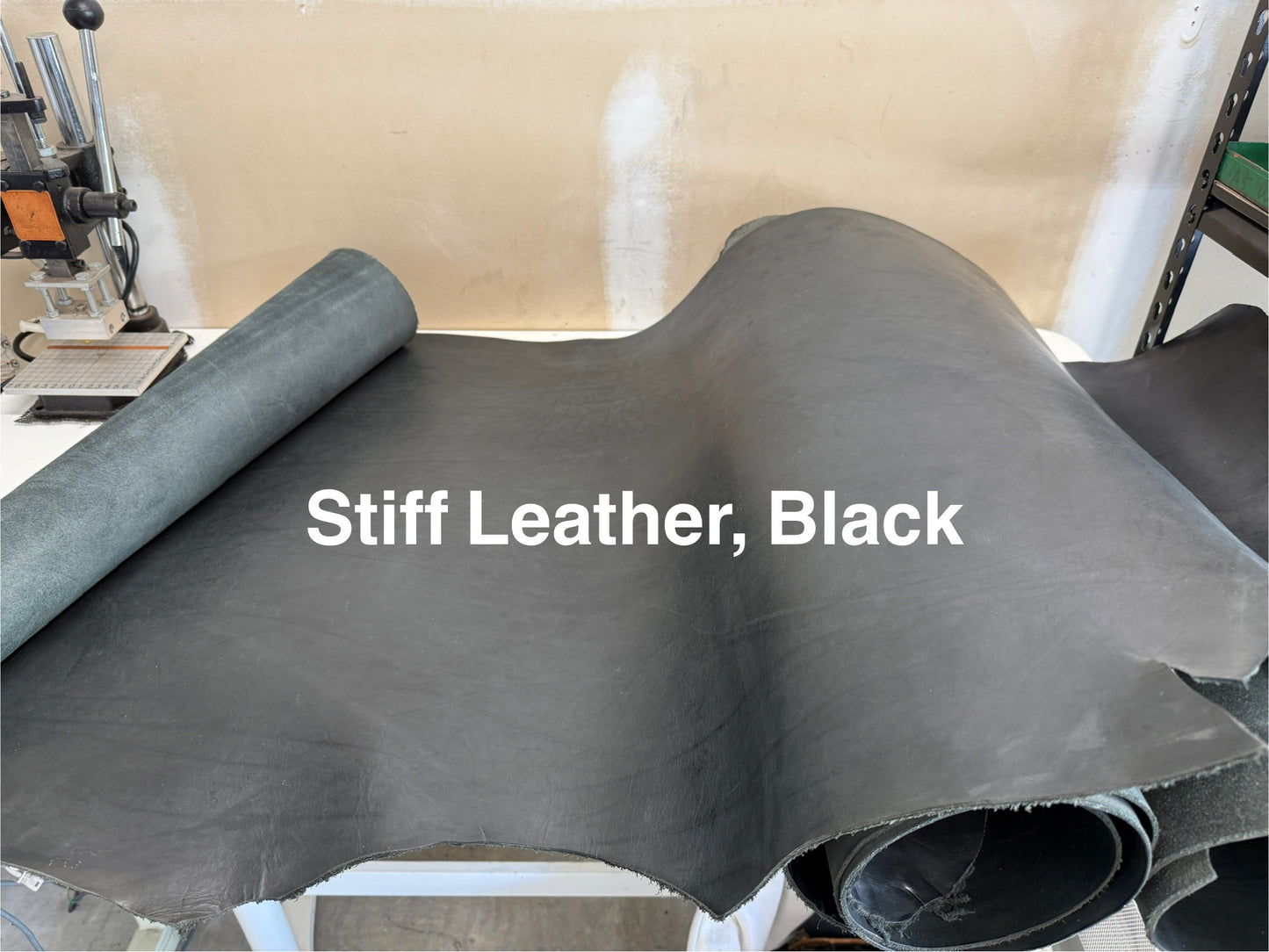 Stiff leather,Vegetable-Tanned Leather,Black